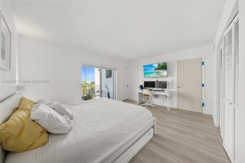 Condominio en alquiler en Miami Beach, Florida, 1 dormitorio, 71.35 m2 № 1933214 - foto 7