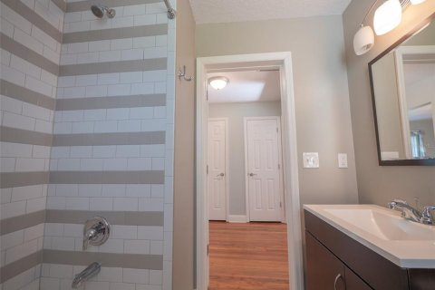 Casa en venta en Orlando, Florida, 3 dormitorios, 165.18 m2 № 1778897 - foto 20