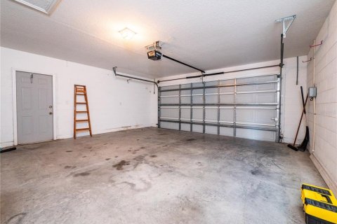 House in Ocala, Florida 3 bedrooms, 162.21 sq.m. № 1840571 - photo 8