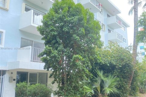 Condominio en venta en Miami Beach, Florida, 39.3 m2 № 2049169 - foto 3