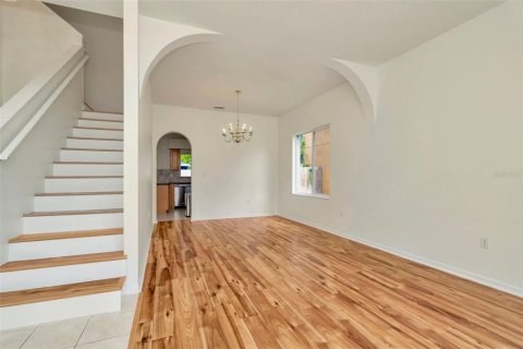 House in Oldsmar, Florida 4 bedrooms, 225.57 sq.m. № 1800295 - photo 8