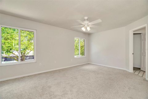 House in Oldsmar, Florida 4 bedrooms, 225.57 sq.m. № 1800295 - photo 22