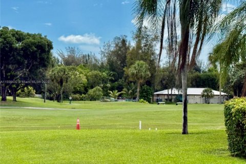 Copropriété à vendre à Pembroke Pines, Floride: 2 chambres, 110.74 m2 № 1939677 - photo 24