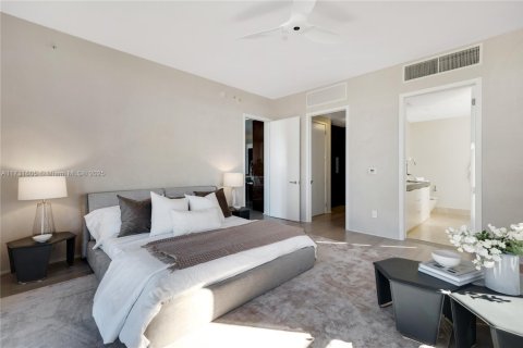 Apartamento en alquiler en Bal Harbour, Florida, 2 dormitorios, 148.55 m2 № 1937921 - foto 11