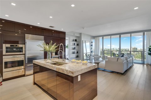 Apartamento en alquiler en Bal Harbour, Florida, 2 dormitorios, 148.55 m2 № 1937921 - foto 7