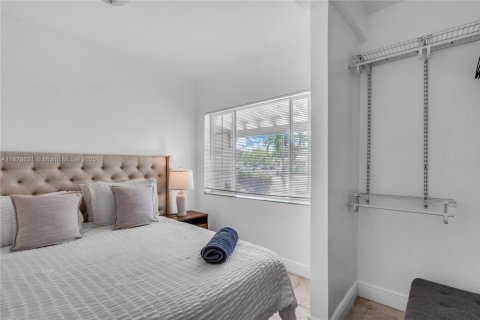Villa ou maison à louer à Miami, Floride: 2 chambres, 278.99 m2 № 1921822 - photo 15