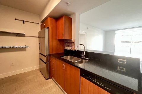 Condo in Aventura, Florida, 2 bedrooms № 1978597 - photo 10