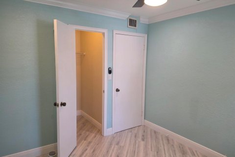 Condo in Pompano Beach, Florida, 4 bedrooms  № 2372362 - photo 22