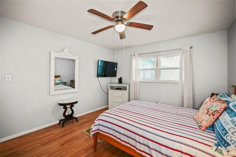House in Dunedin, Florida 2 bedrooms, 88.26 sq.m. № 2208037 - photo 20
