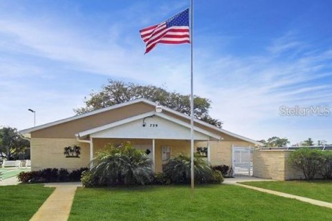 House in Dunedin, Florida 2 bedrooms, 88.26 sq.m. № 2208037 - photo 26