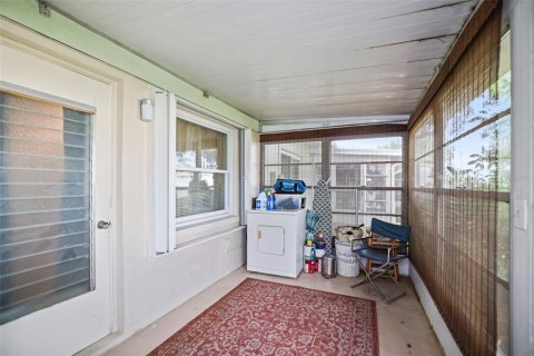 House in Dunedin, Florida 2 bedrooms, 88.26 sq.m. № 2208037 - photo 23