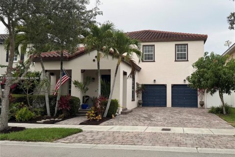 Villa ou maison à louer à Miami, Floride: 4 chambres, 286.14 m2 № 1955855 - photo 1