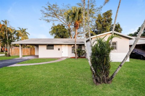 Дом в Маргит, Флорида 4 спальни, 136.19м2 № 2002126