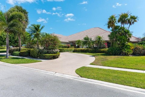 Villa ou maison à louer à Boca Raton, Floride: 3 chambres, 358.7 m2 № 1079699 - photo 1