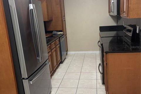Villa ou maison à louer à Minneola, Floride: 3 chambres, 110.27 m2 № 2429498 - photo 6