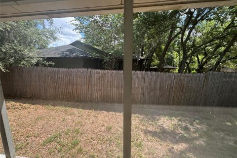 Villa ou maison à louer à Minneola, Floride: 3 chambres, 110.27 m2 № 2429498 - photo 11
