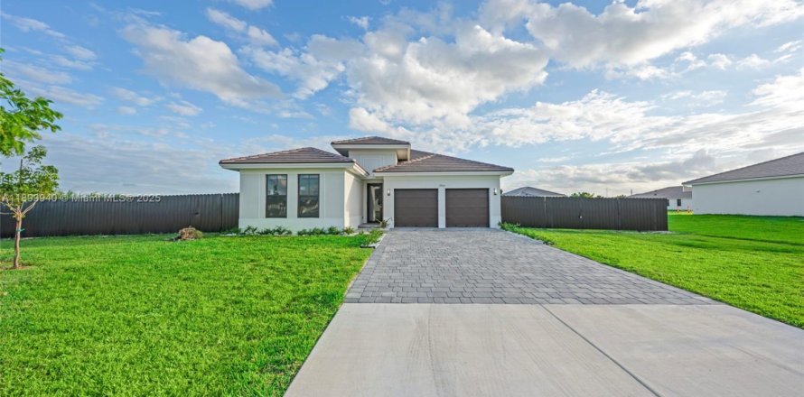 Casa en Homestead, Florida 4 dormitorios, 175.12 m2 № 2058798