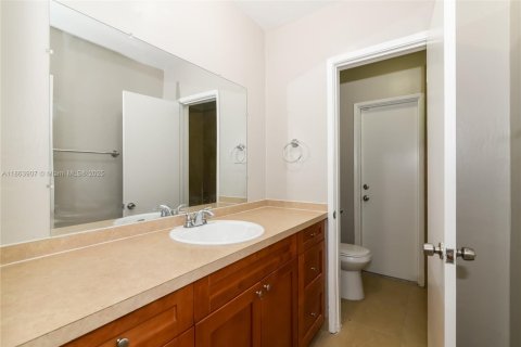 Casa en alquiler en Pompano Beach, Florida, 3 dormitorios, 135.17 m2 № 1891744 - foto 8
