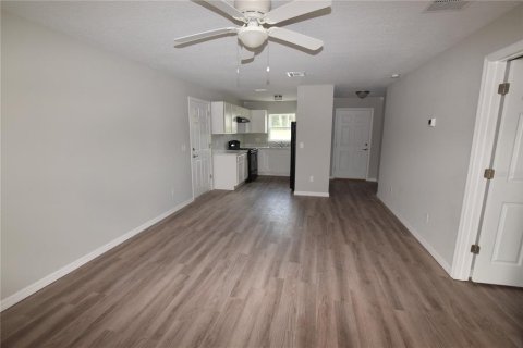 Apartamento en alquiler en Eustis, Florida, 2 dormitorios, 80.55 m2 № 1919304 - foto 4