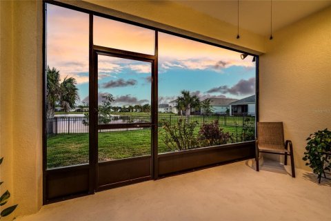House in Parrish, Florida 3 bedrooms, 164.07 sq.m. № 1608819 - photo 6