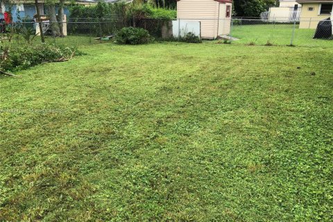 Villa ou maison à vendre à Miami, Floride: 3 chambres, 118.36 m2 № 1929509 - photo 21