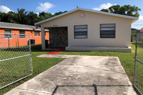 Villa ou maison à vendre à Miami, Floride: 3 chambres, 118.36 m2 № 1929509 - photo 24