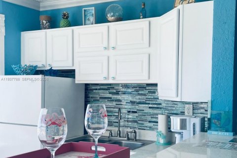 Купить отель в Помпано-Бич, Флорида № 1995890 - фото 5