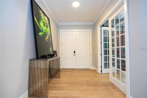 Casa en venta en Orlando, Florida, 4 dormitorios, 396.23 m2 № 2167107 - foto 10