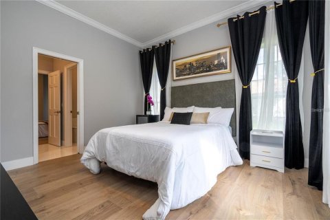 Casa en venta en Orlando, Florida, 4 dormitorios, 396.23 m2 № 2167107 - foto 26