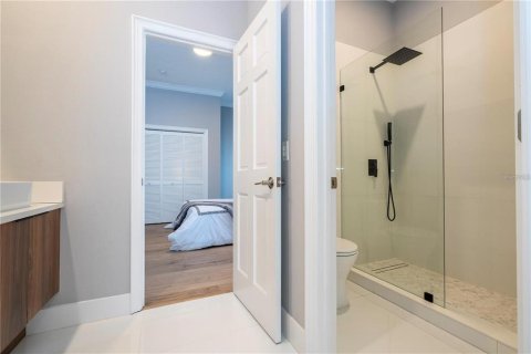 Casa en venta en Orlando, Florida, 4 dormitorios, 396.23 m2 № 2167107 - foto 30