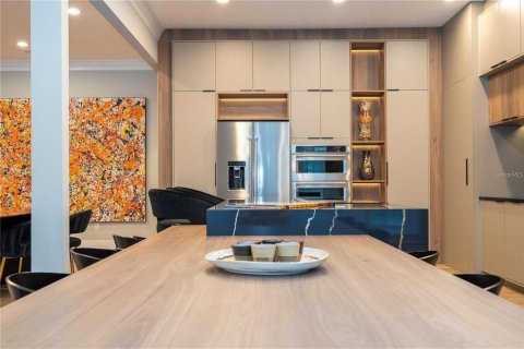 Casa en venta en Orlando, Florida, 4 dormitorios, 396.23 m2 № 2167107 - foto 23