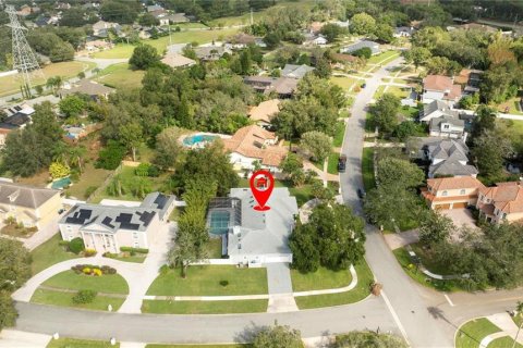 Casa en venta en Orlando, Florida, 4 dormitorios, 396.23 m2 № 2167107 - foto 2