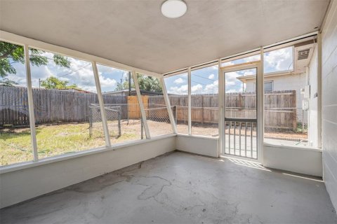 Купить виллу или дом в Холидэй, Флорида 5 комнат, 78.78м2, № 1902878 - фото 11
