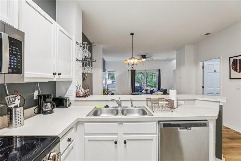 Adosado en venta en Kissimmee, Florida, 3 dormitorios, 119.94 m2 № 2226592 - foto 10
