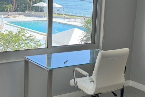 Copropriété à louer à Miami Beach, Floride: 1 chambre, 77.76 m2 № 1862634 - photo 4