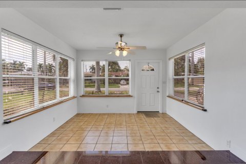 House in Hollywood, Florida 3 bedrooms, 152.17 sq.m. № 2392653 - photo 3
