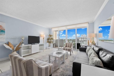 Купить кондоминиум в Майами-Бич, Флорида 1 спальня, 86.4м2, № 1977296 - фото 8