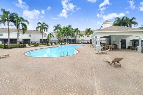 Touwnhouse à vendre à Pinellas Park, Floride: 3 chambres, 131.92 m2 № 2406856 - photo 25