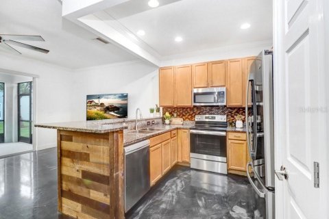 Touwnhouse à vendre à Pinellas Park, Floride: 3 chambres, 131.92 m2 № 2406856 - photo 7