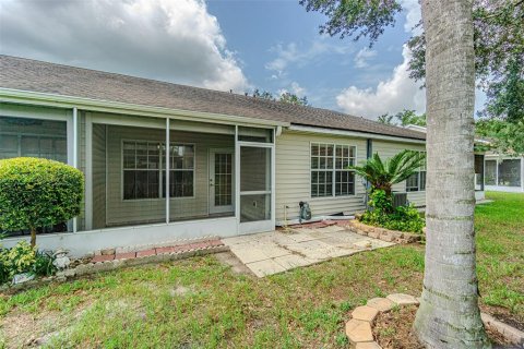 Townhouse in Lutz, Florida 3 bedrooms, 119.66 sq.m. № 2166821 - photo 19