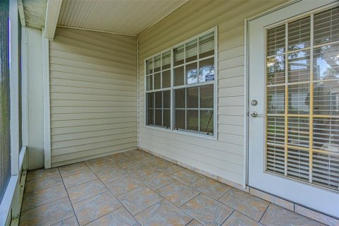 Townhouse in Lutz, Florida 3 bedrooms, 119.66 sq.m. № 2166821 - photo 22