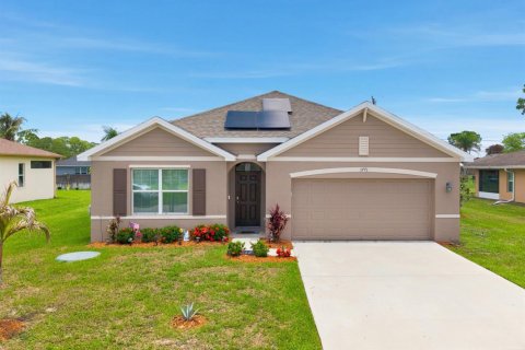 Casa en Port St. Lucie, Florida 4 dormitorios, 178 m2 № 2260382