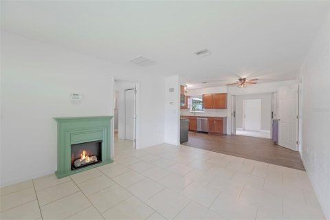 Villa ou maison à vendre à Port Charlotte, Floride: 3 chambres, 89.37 m2 № 2218646 - photo 8