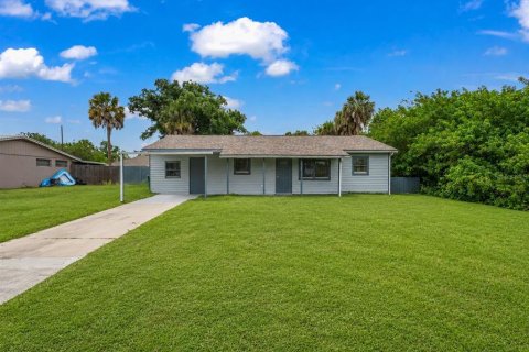 Villa ou maison à vendre à Port Charlotte, Floride: 3 chambres, 89.37 m2 № 2218646 - photo 2
