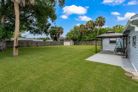 Villa ou maison à vendre à Port Charlotte, Floride: 3 chambres, 89.37 m2 № 2218646 - photo 4
