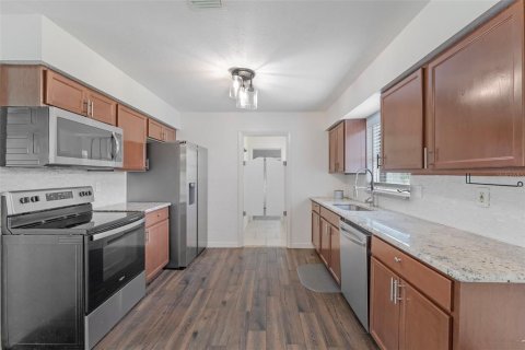 Villa ou maison à vendre à Port Charlotte, Floride: 3 chambres, 89.37 m2 № 2218646 - photo 3