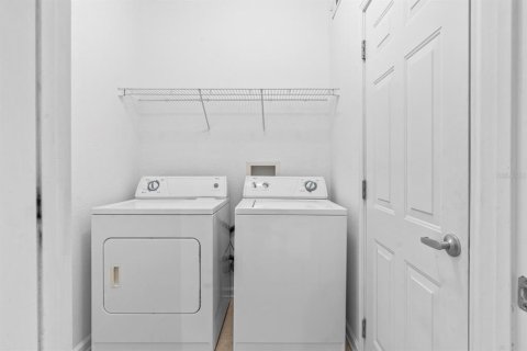 Condo in Davenport, Florida, 3 bedrooms  № 2123741 - photo 10