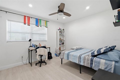 Casa en venta en Winter Park, Florida, 4 dormitorios, 195.28 m2 № 2239452 - foto 14