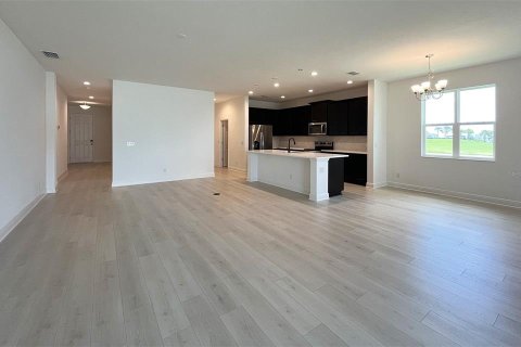 House in TRINITY LAKES in Groveland, Florida 4 bedrooms, 186.55 sq.m. № 1841700 - photo 14