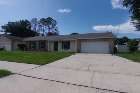 Casa en alquiler en Winter Springs, Florida, 3 dormitorios, 93.65 m2 № 1907172 - foto 1
